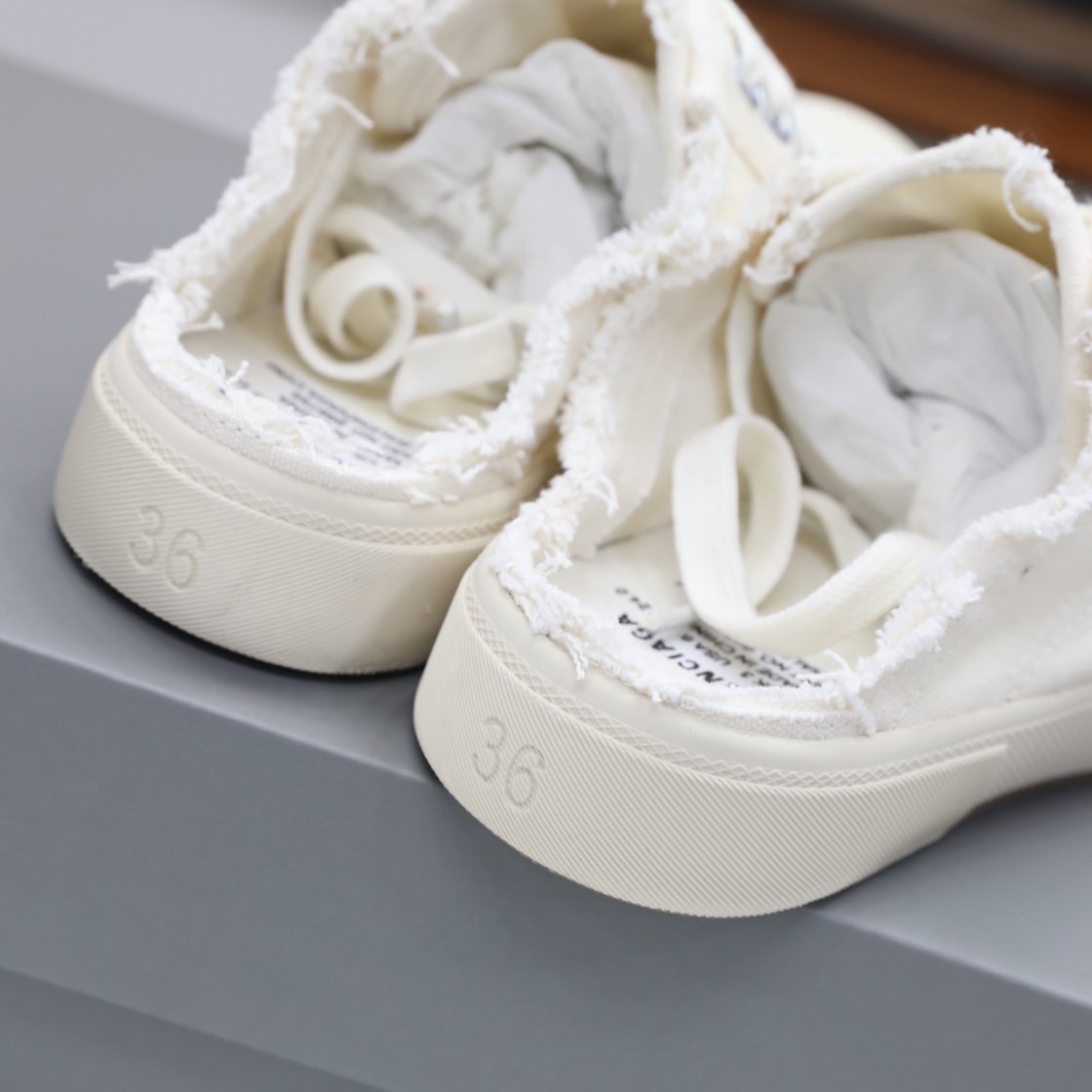 Balenciaga Men's Paris Sneaker Mule In White - PerfectKickZ