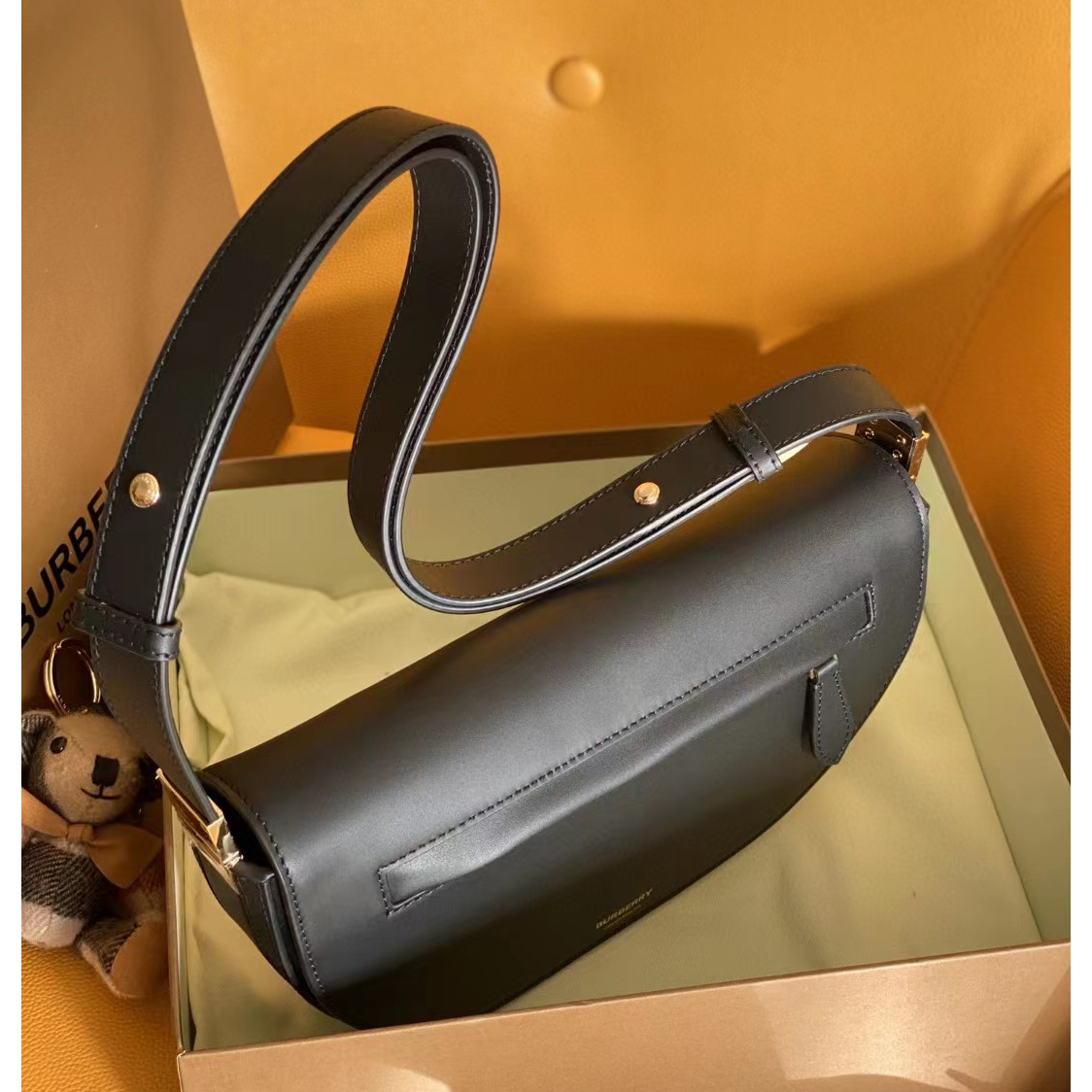 Burberry Olyma Shoulder Bag(26-15-5.5cm) - PerfectKickZ