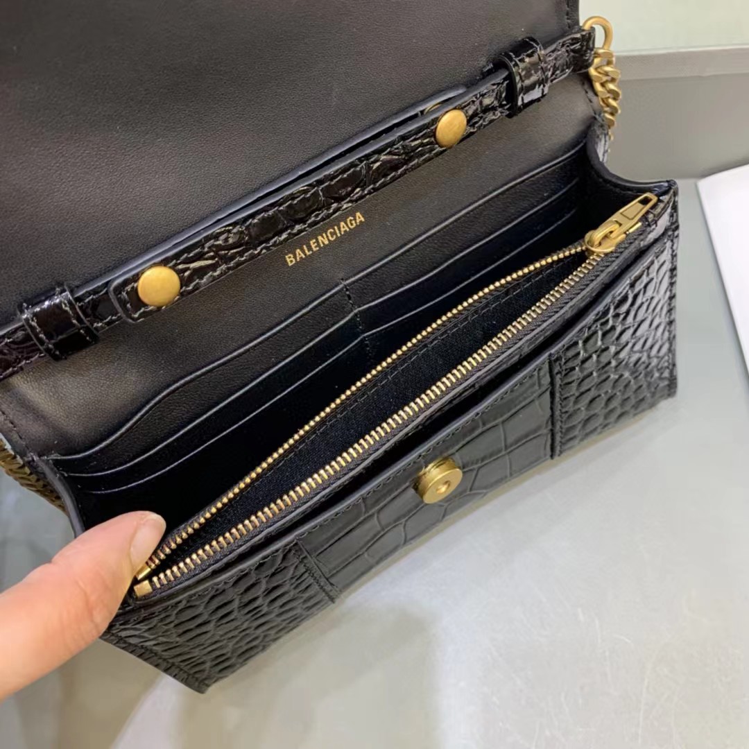 Balenciaga Hourglass Wallet On Chain (19.5-12-5cm) - PerfectKickZ