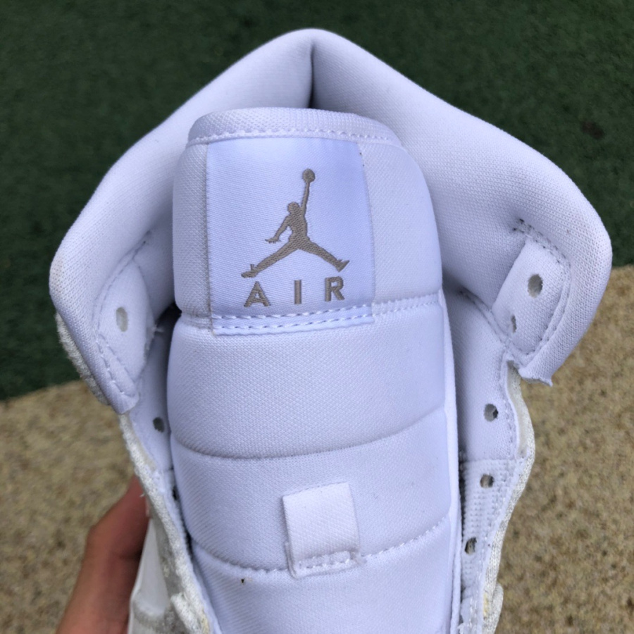 Air Jordan 1 Mid SE AJ1 'Light Iron Ore' Middle Top Sneaker  DN4045-001 - PerfectKickZ