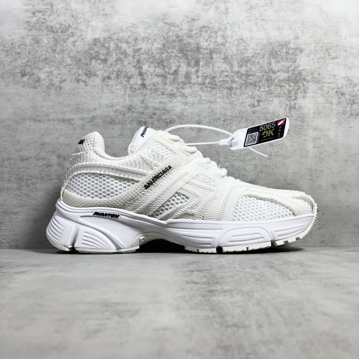 Balenciaga Men's Phantom Sneaker Washed In White - PerfectKickZ