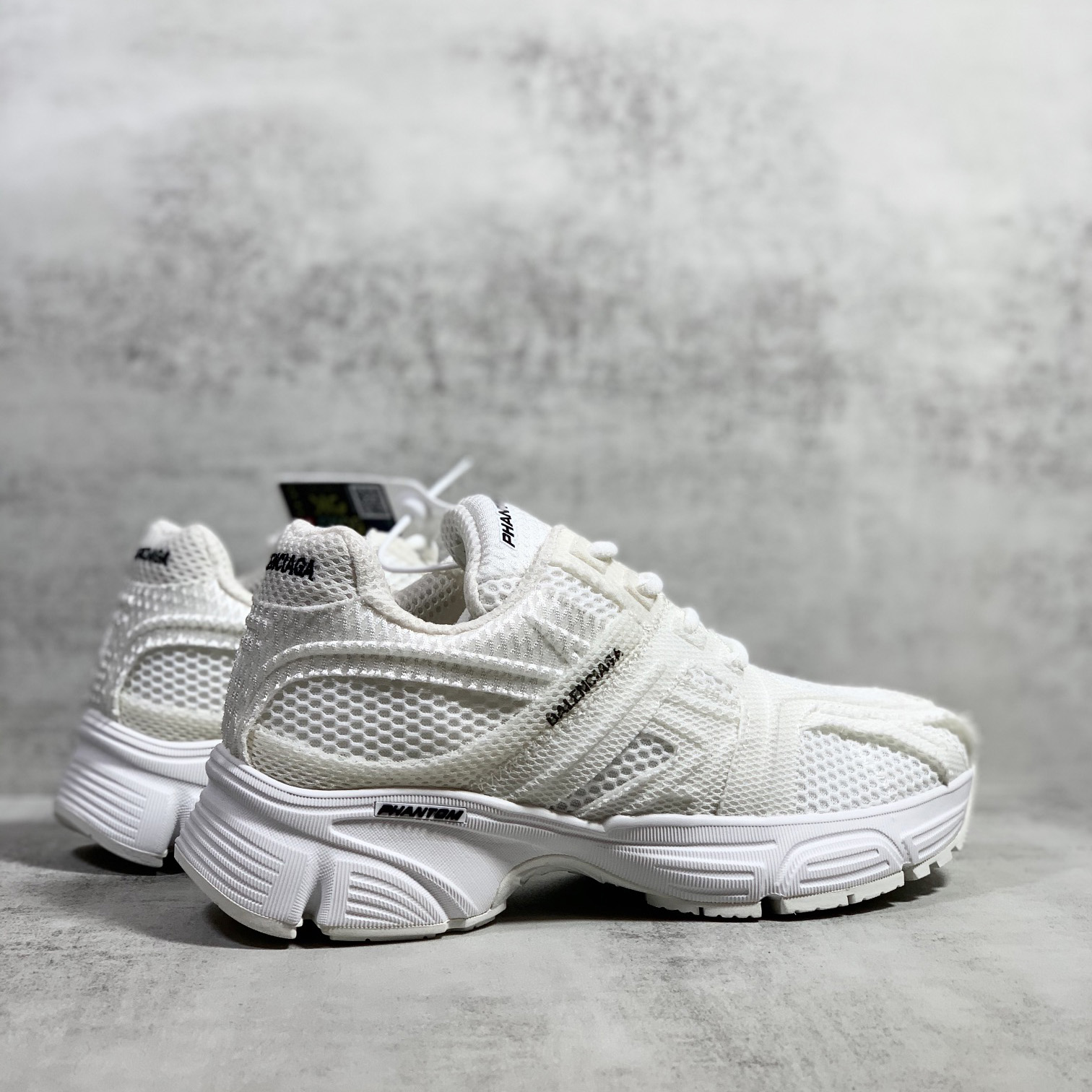 Balenciaga Men's Phantom Sneaker Washed In White - PerfectKickZ