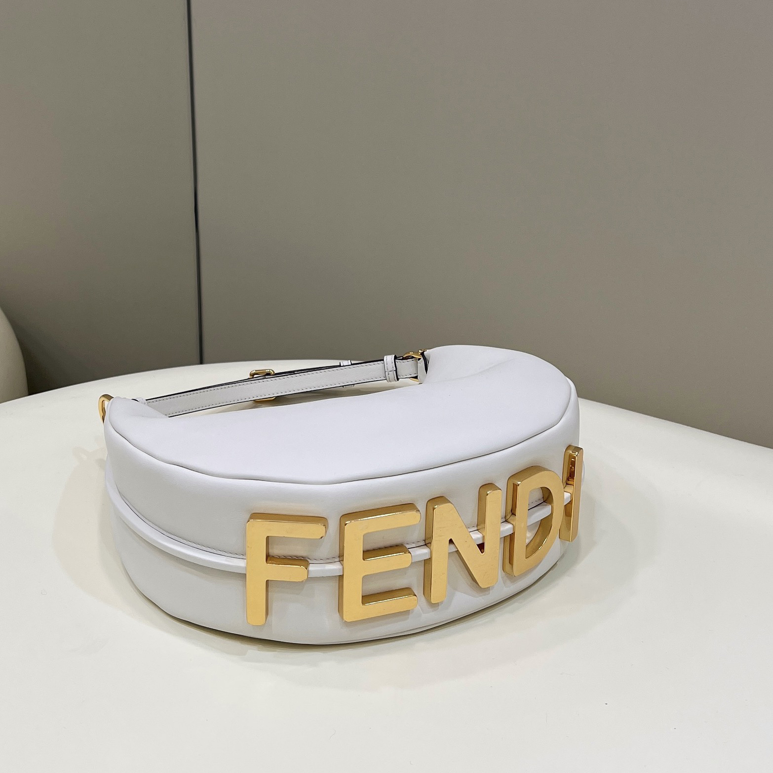 Fendi Graphy  Leather Bag(29*24.5*10cm) - PerfectKickZ