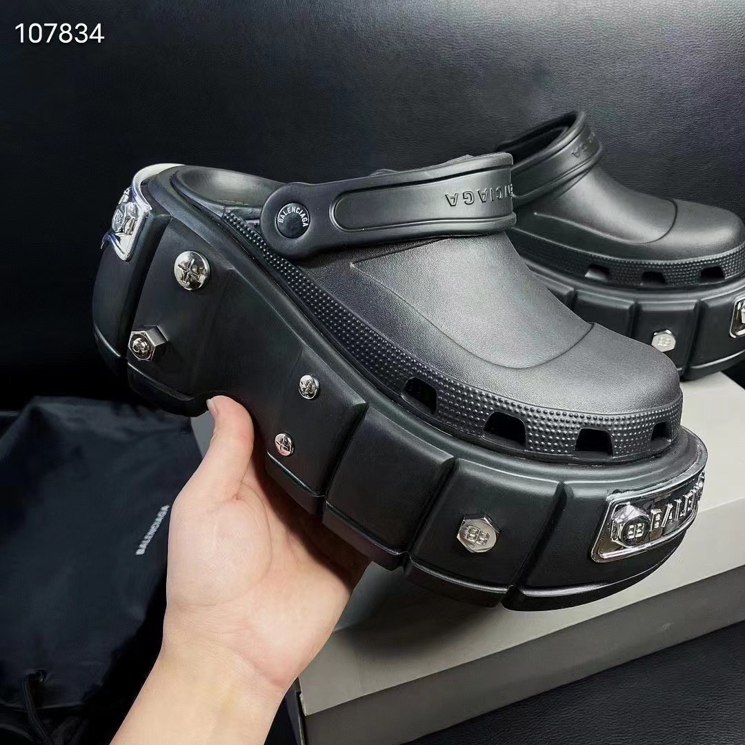 Balenciaga HardCrocs™ Sandal In black Rubber - PerfectKickZ