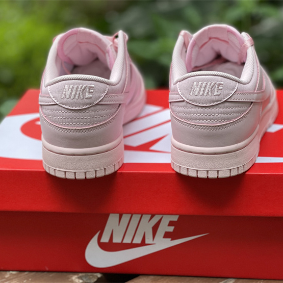 NIKE Dunk Low SE (GS) Sneaker    921803-601 - 