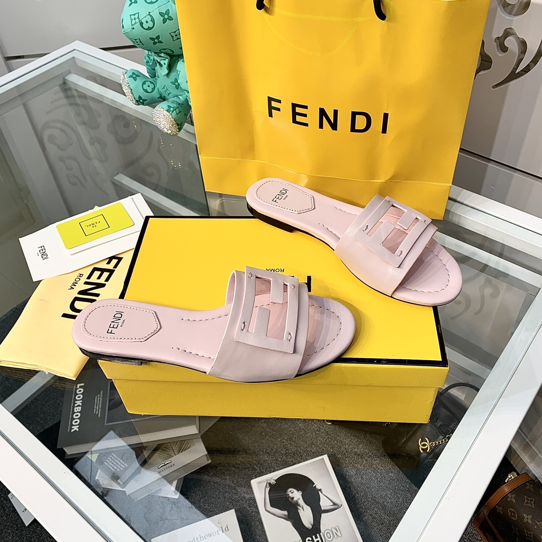 Fendi Signature Pink Leather Slides - PerfectKickZ