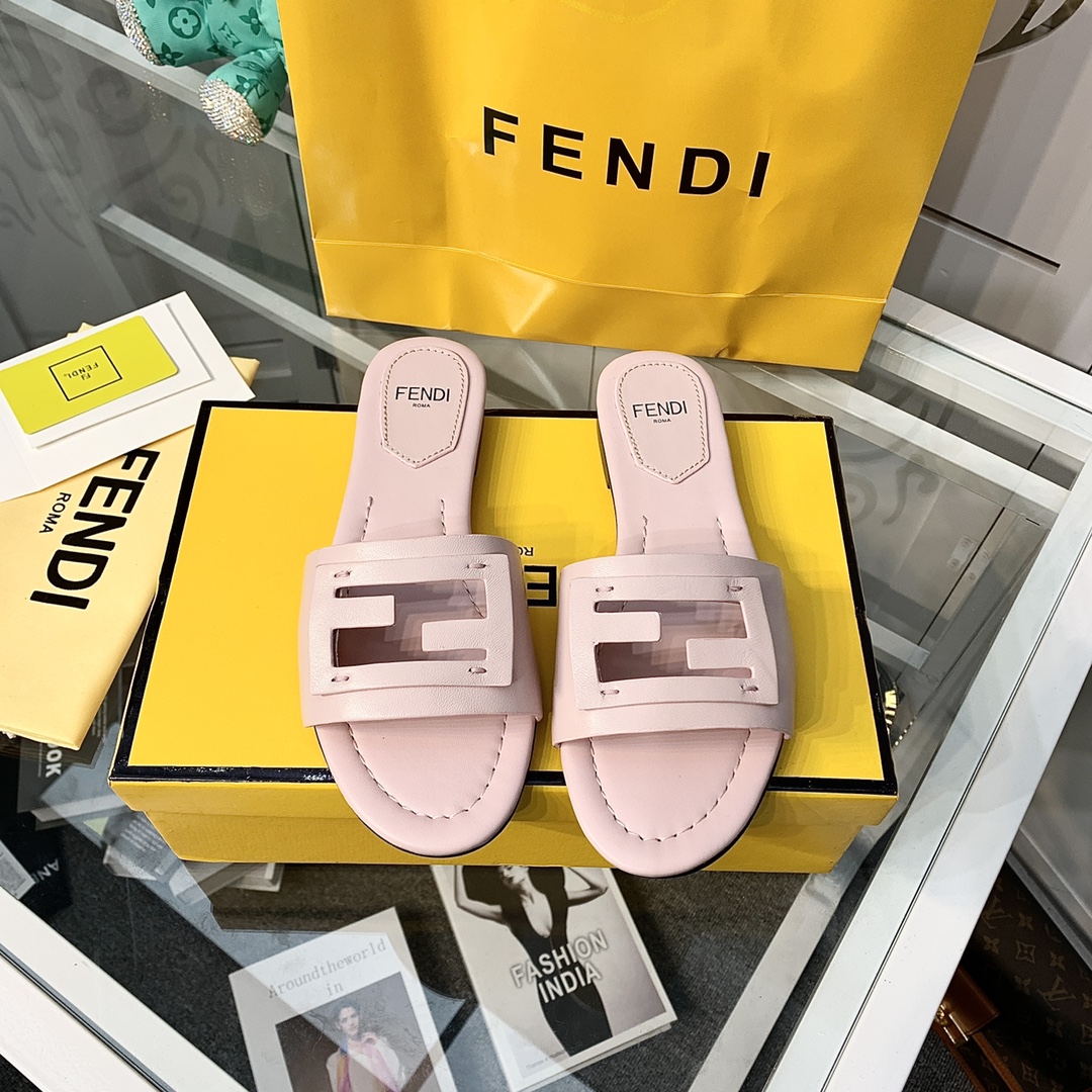 Fendi Signature Pink Leather Slides - PerfectKickZ