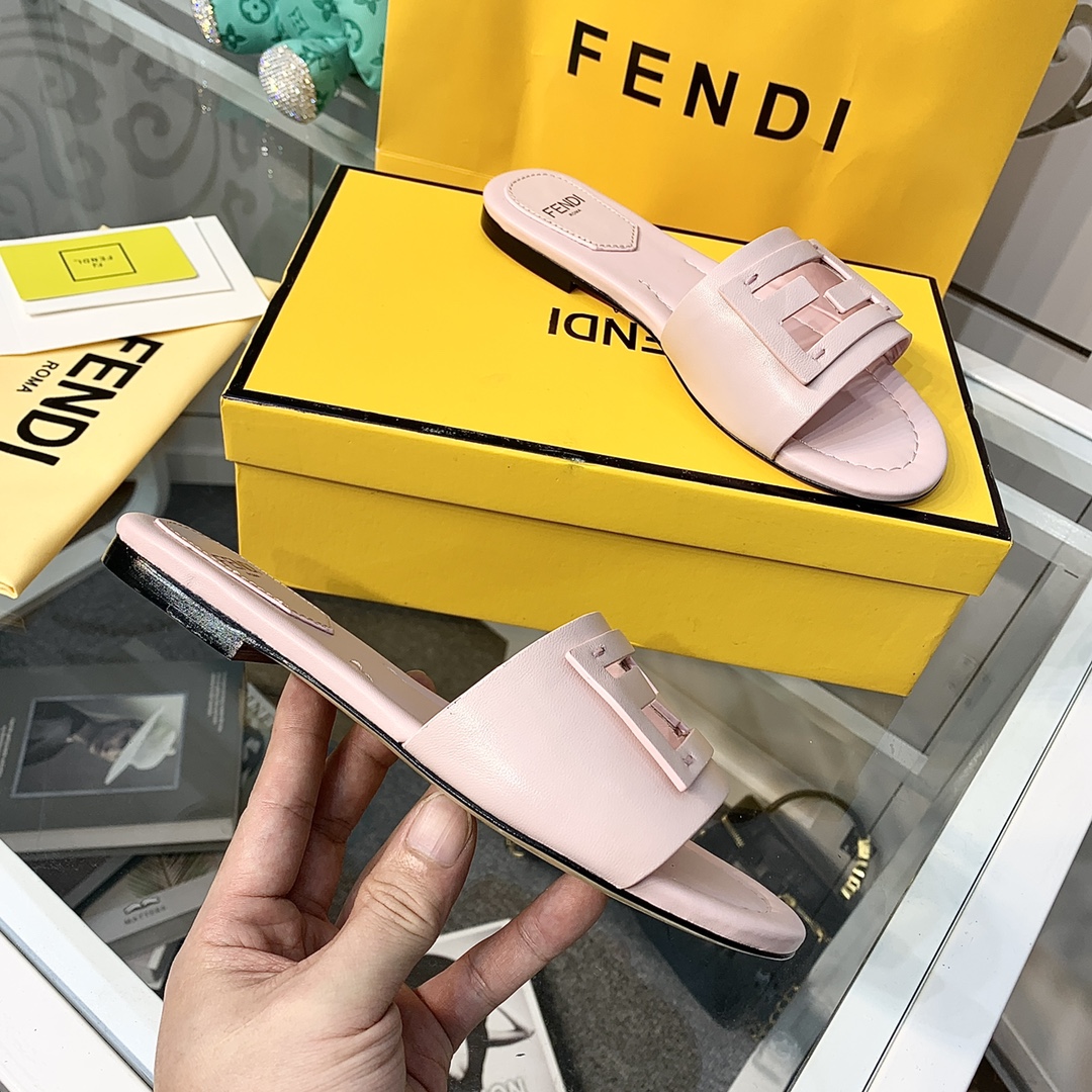 Fendi Signature Pink Leather Slides - PerfectKickZ