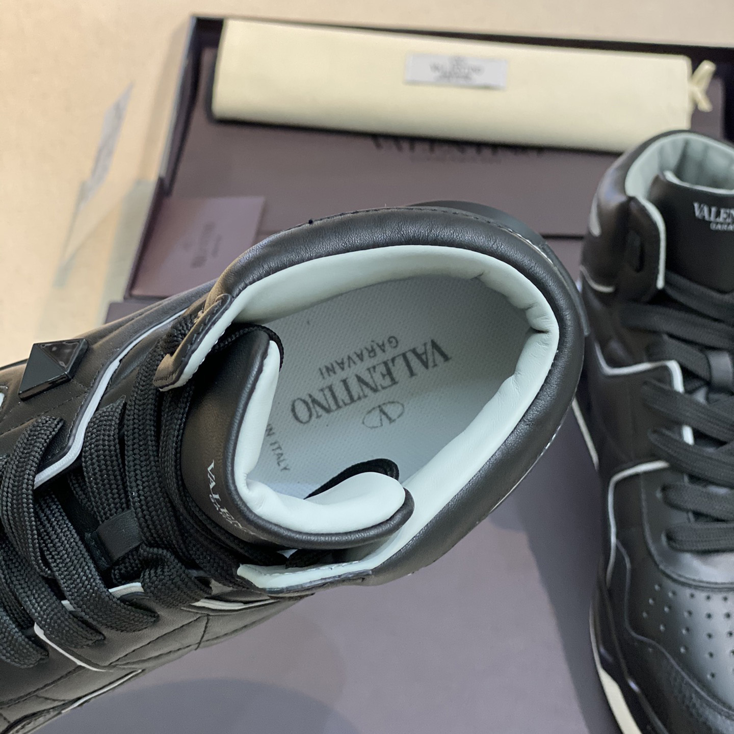 Valenti One Stud Mid-Top Nappa Sneaker - PerfectKickZ