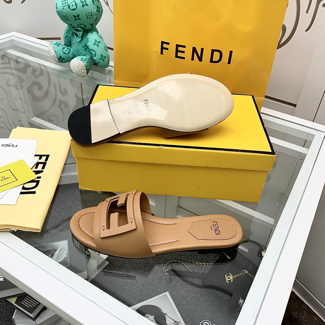 Fendi Signature Brown Leather Slides - PerfectKickZ