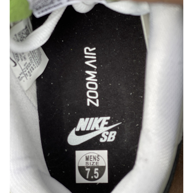 Nike SB Dunk Low “Chlorophyll” Sneaker   BQ6817-011 - PerfectKickZ