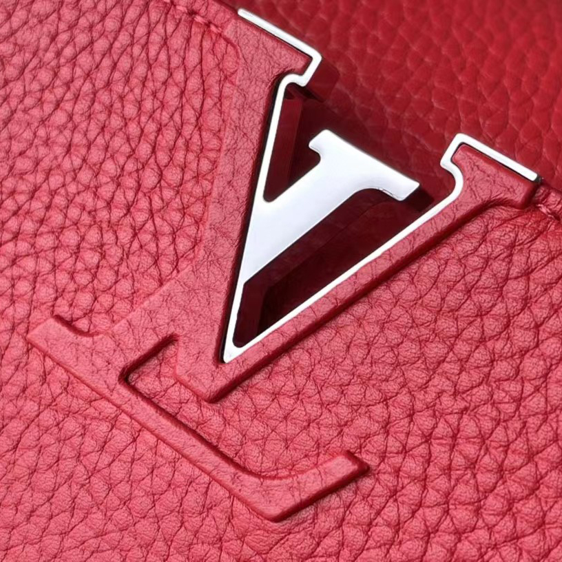 Louis Vuitton Capucines  Handbag (31.5-20-11 cm) - PerfectKickZ