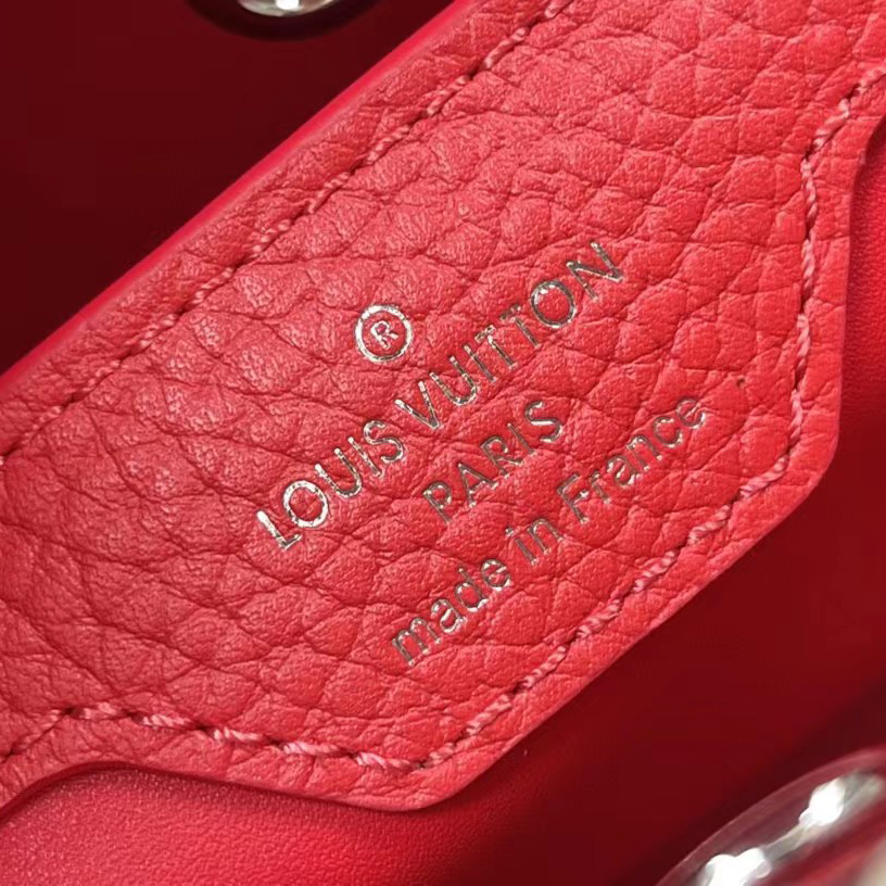 Louis Vuitton Capucines  Handbag (31.5-20-11 cm) - PerfectKickZ