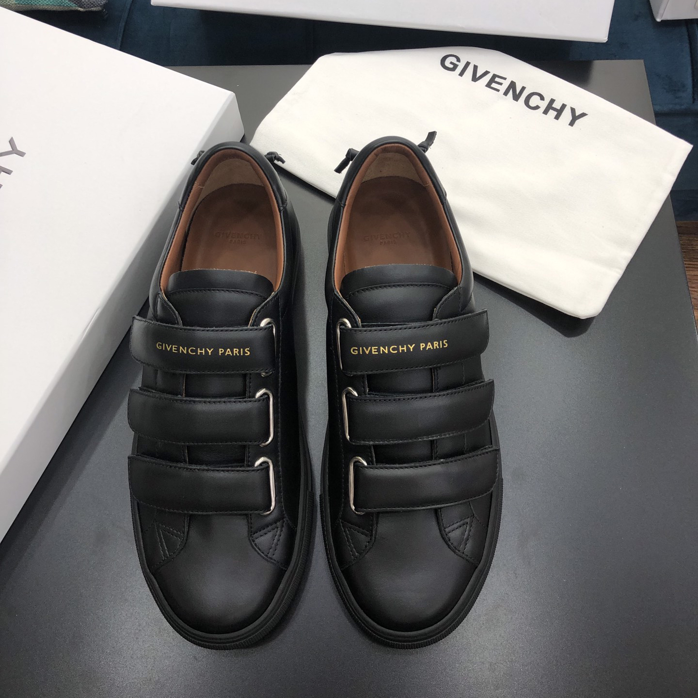 Givenchy Urban Leather Sneakers - 