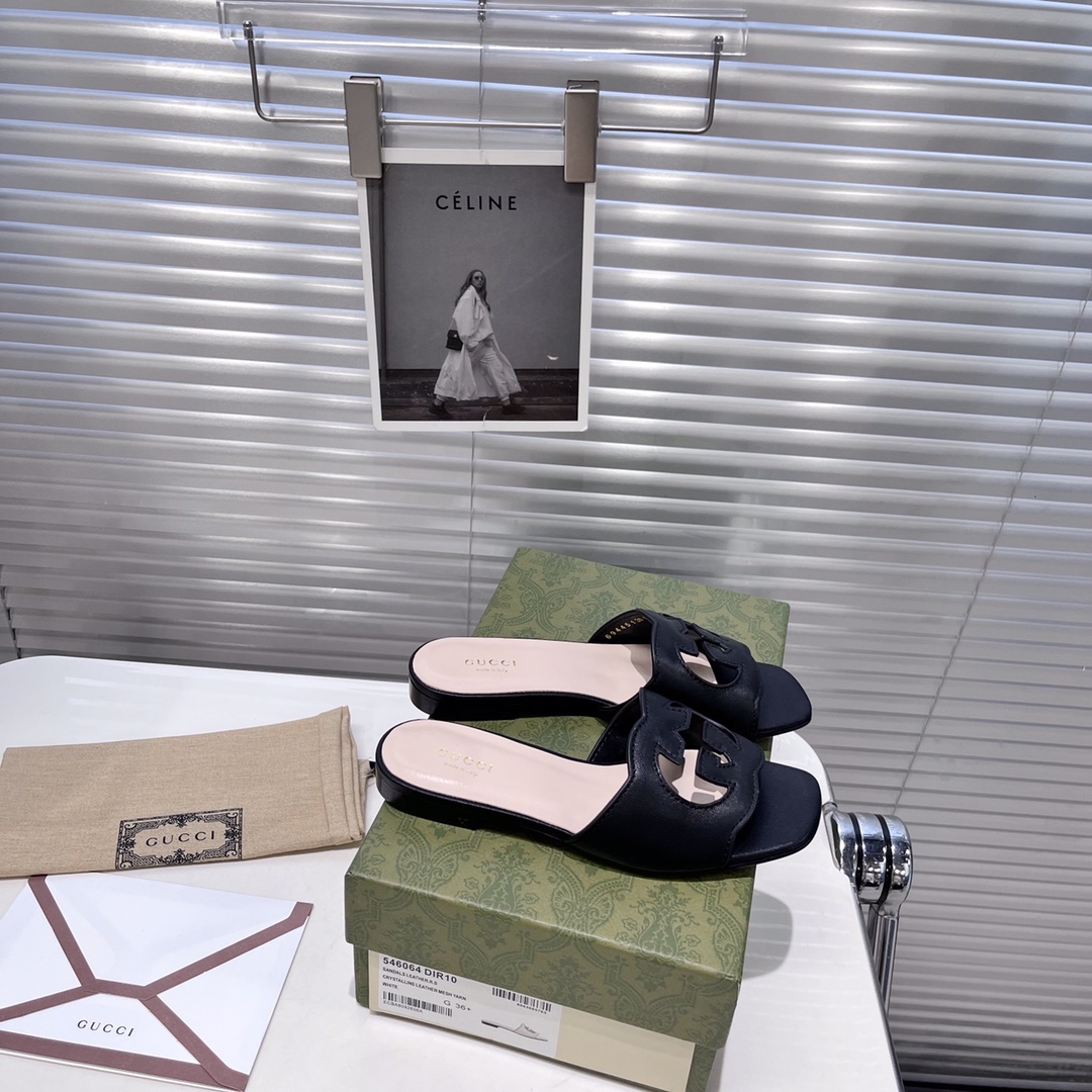 Gucci Women's GG Slide Sandal - PerfectKickZ