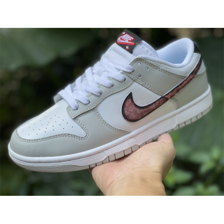 Nike SB Dunk Low  Sneaker     DR9654 001 - PerfectKickZ