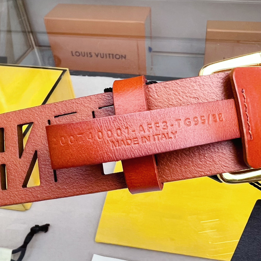 Fendi Leather Belt  - PerfectKickZ