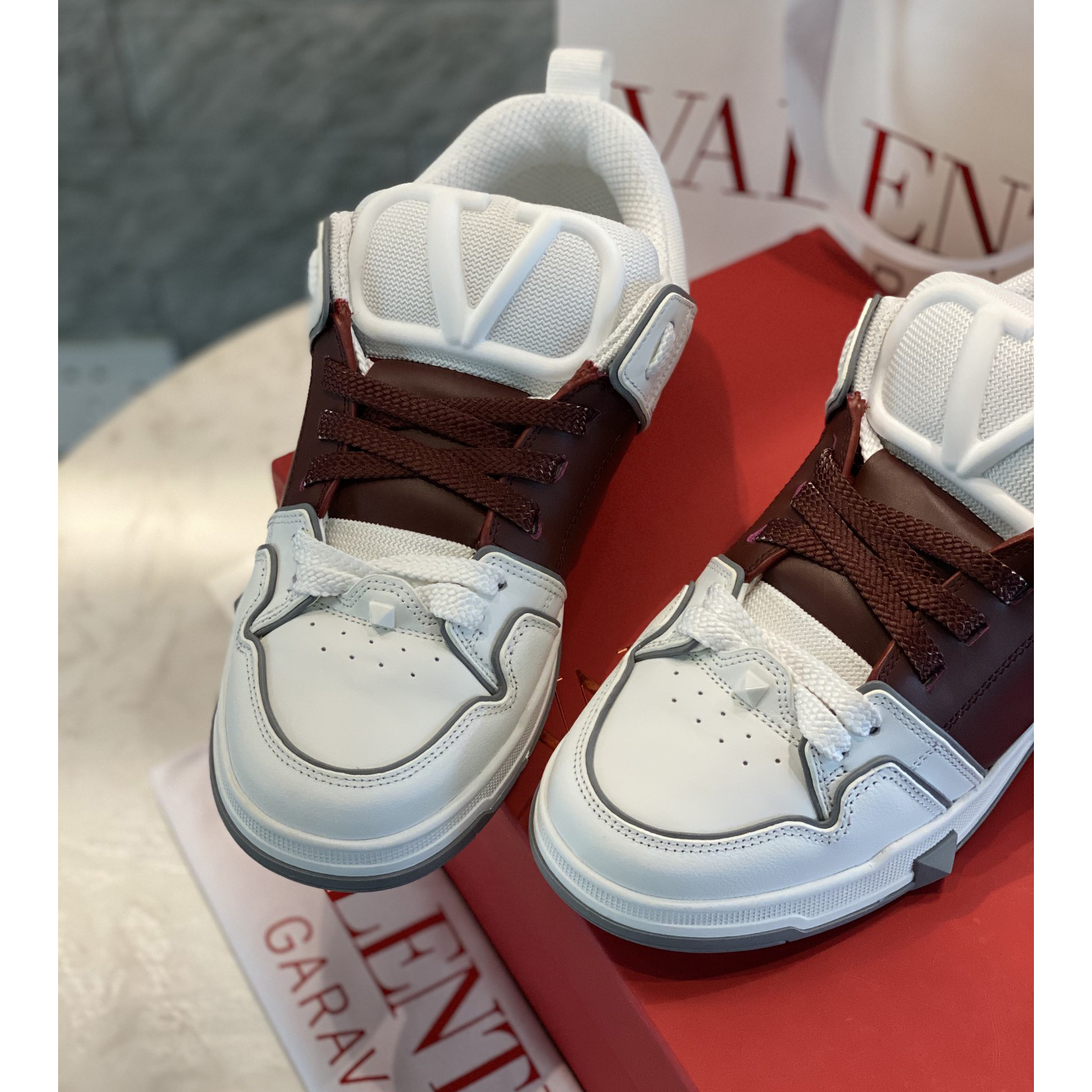 Valenti Open Skate Calfskin And Fabric Sneaker In White/Rubin - PerfectKickZ