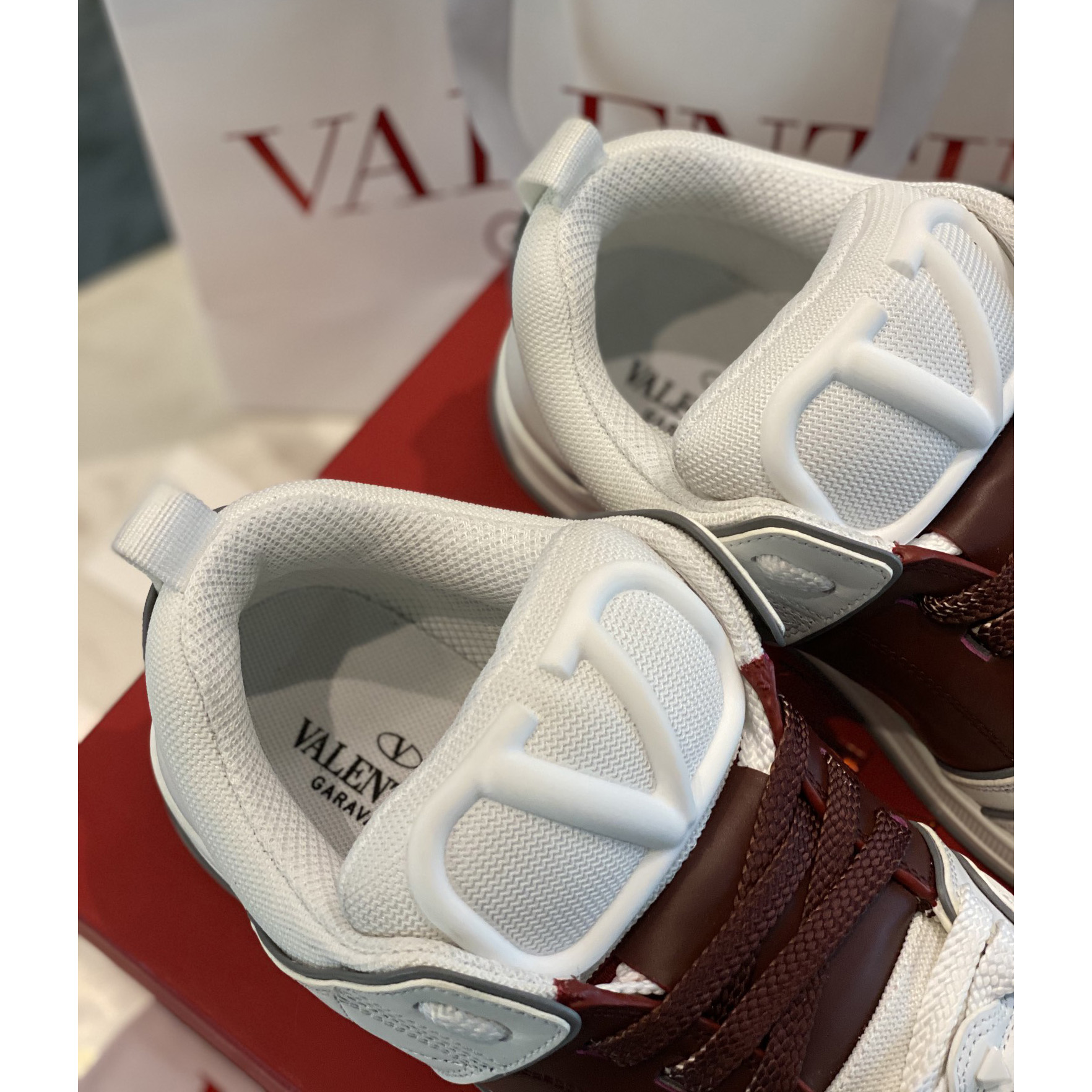 Valenti Open Skate Calfskin And Fabric Sneaker In White/Rubin - PerfectKickZ