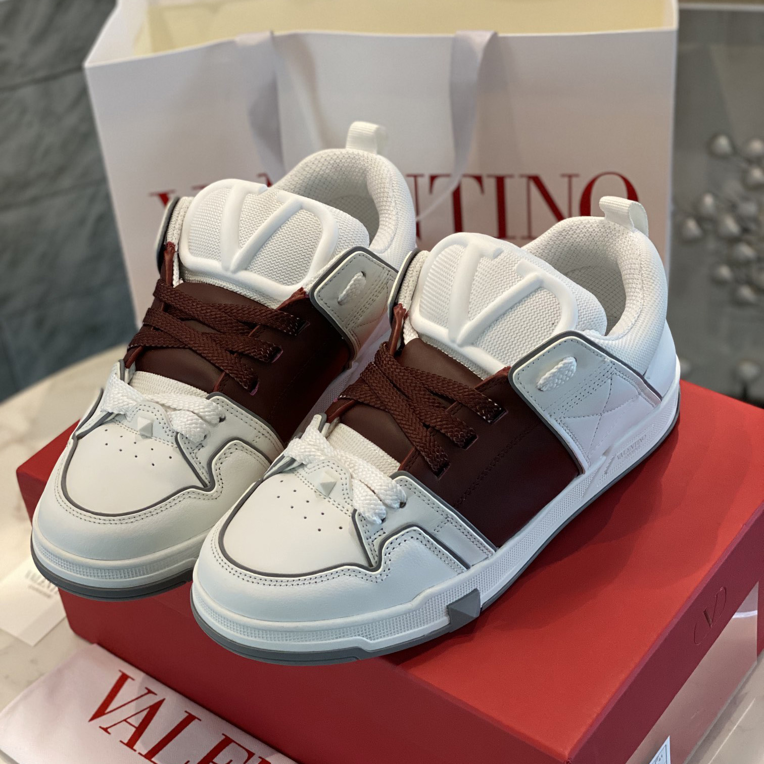 Valenti Open Skate Calfskin And Fabric Sneaker In White/Rubin - PerfectKickZ