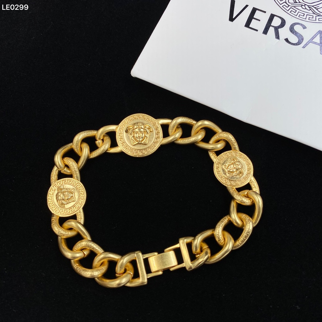 Versace Medusa Bracelet - PerfectKickZ