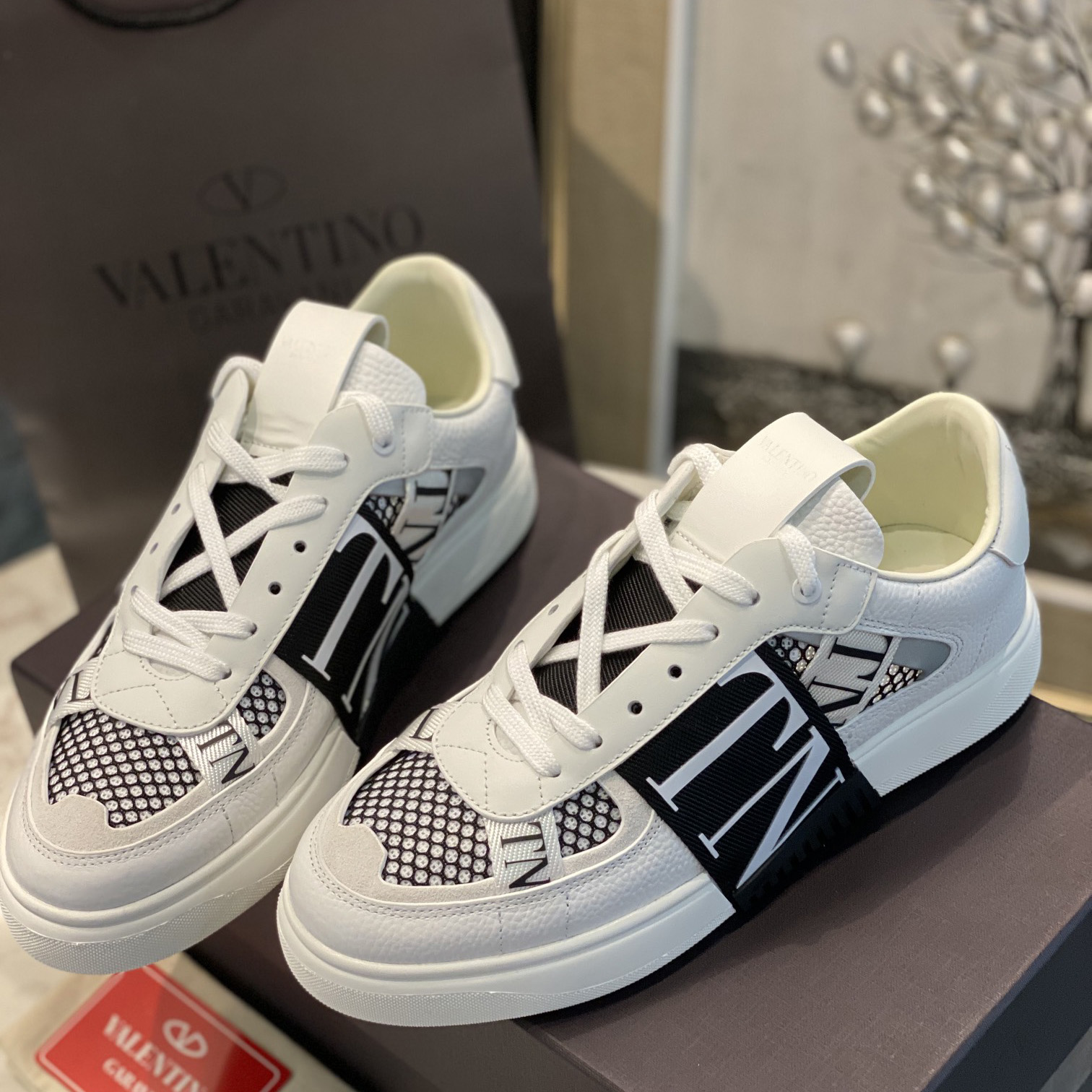 Valenti VL7N Low-Top Sneakers In Calfskin And Mesh Fabric With Bands - PerfectKickZ