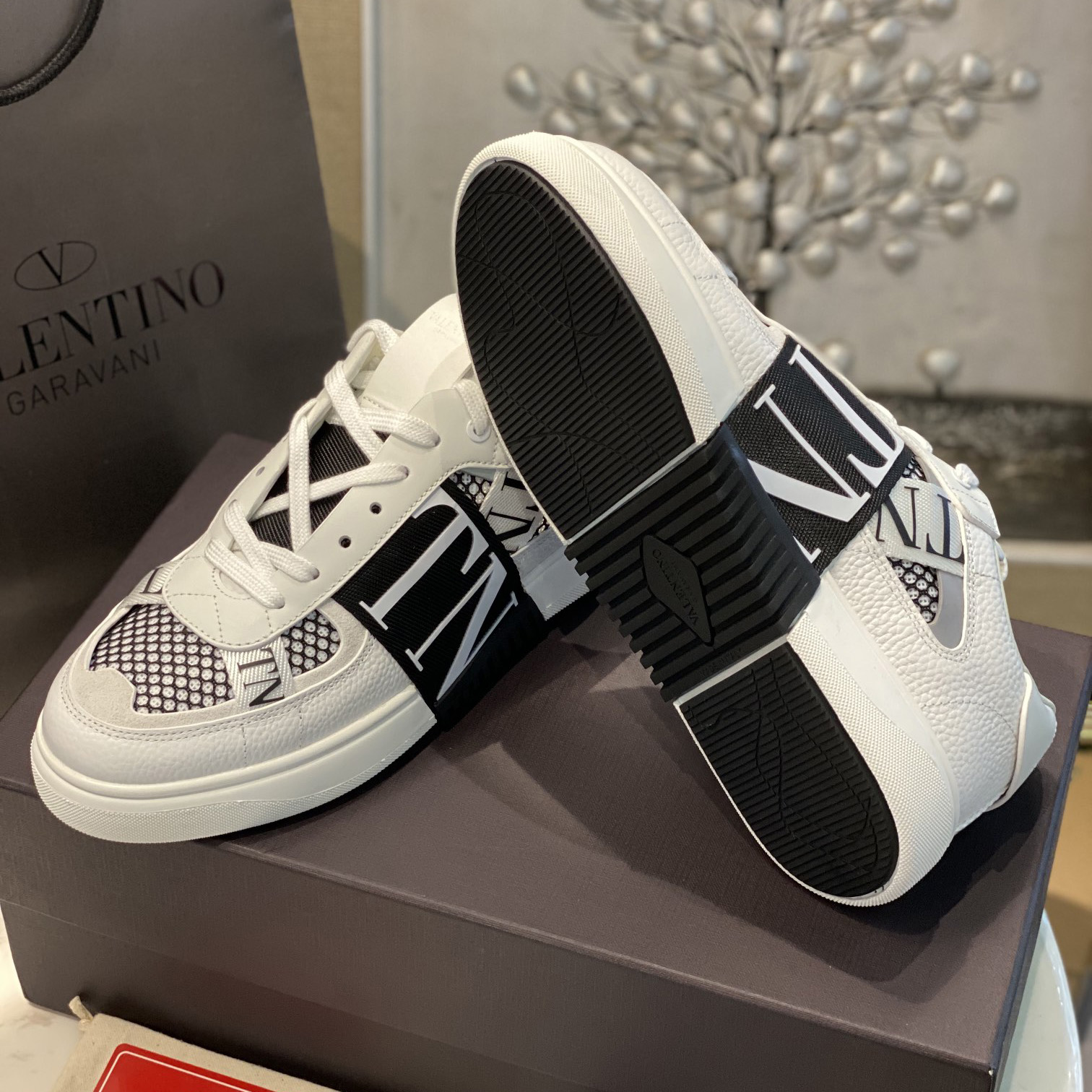 Valenti VL7N Low-Top Sneakers In Calfskin And Mesh Fabric With Bands - PerfectKickZ