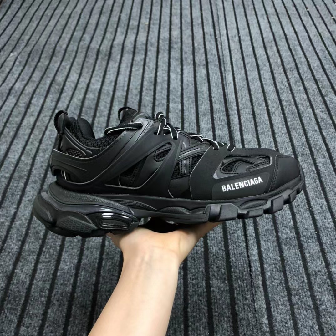 Balenciaga Track  Sneaker - PerfectKickZ
