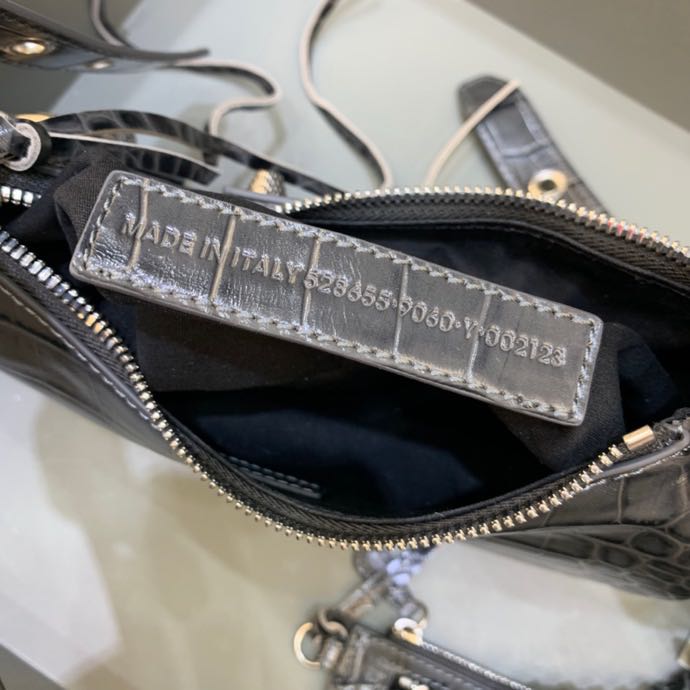 Balenciaga Le Cagole XS Shoulder Bag In Black(26-12-6cm) - PerfectKickZ