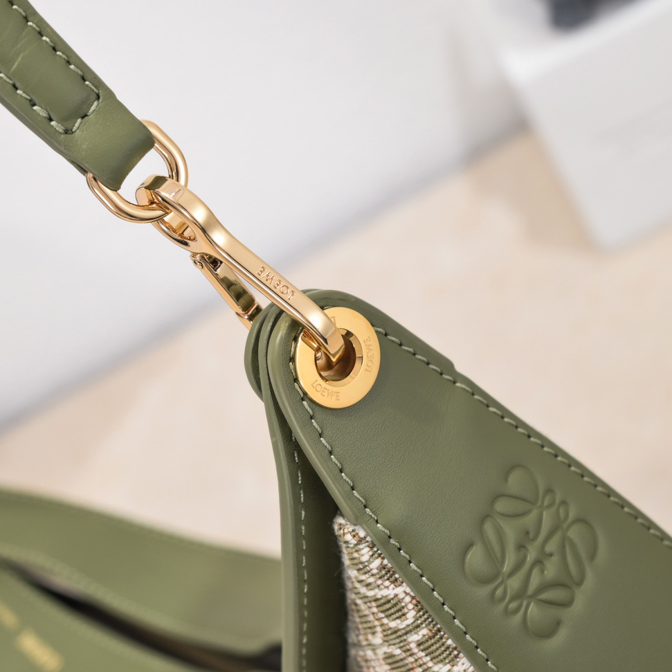 Loewe Luna Bag In Anagram Jacquard And Classic Calfskin(29.5-27-8cm) - PerfectKickZ