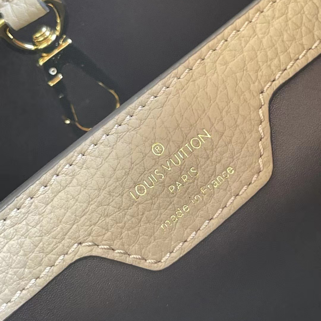 Louis Vuitton Capucines  Handbag (27-18-9 cm) - PerfectKickZ