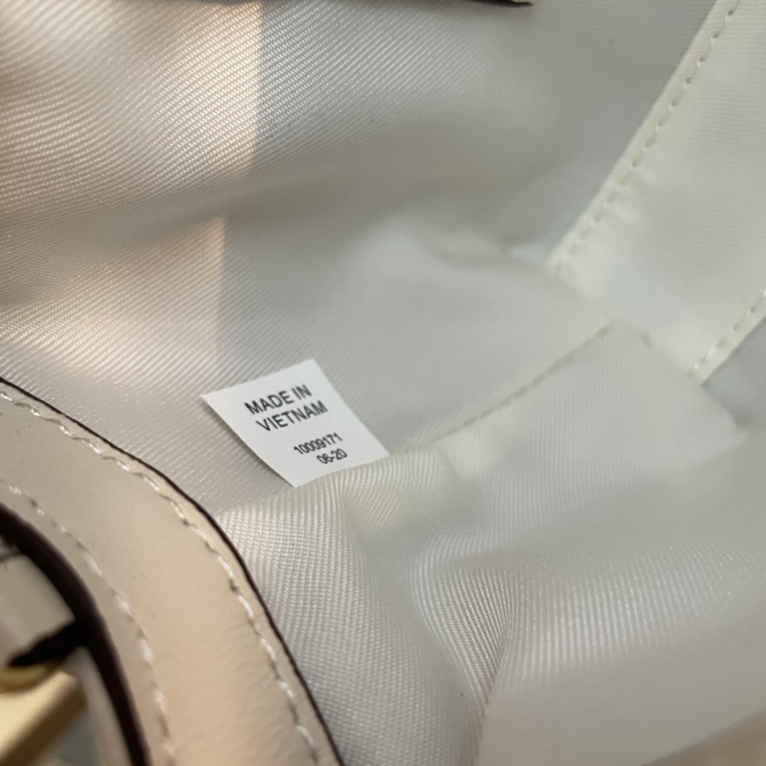 ToryBurch Kira Chevron Convertible Shoulder Bag(18-12.5-5.5cm)  TB316M - PerfectKickZ