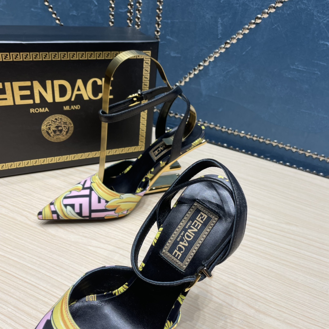 Fendi x Versace Fendace Printed Silk High-Heeled Slingbacks - 