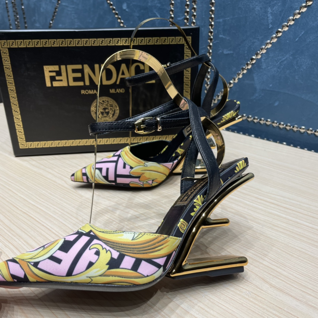 Fendi x Versace Fendace Printed Silk High-Heeled Slingbacks - 