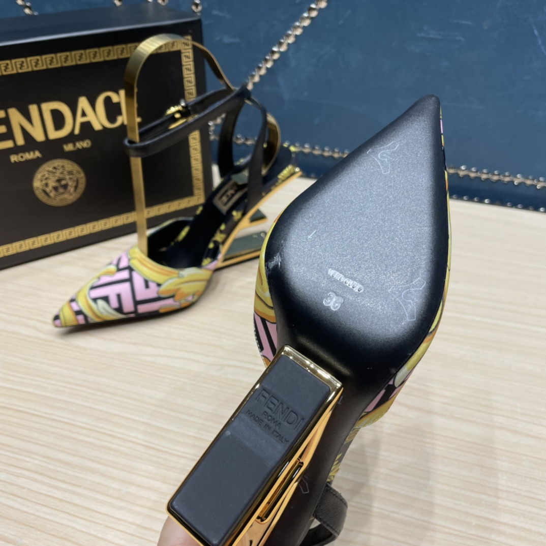 Fendi x Versace Fendace Printed Silk High-Heeled Slingbacks - 