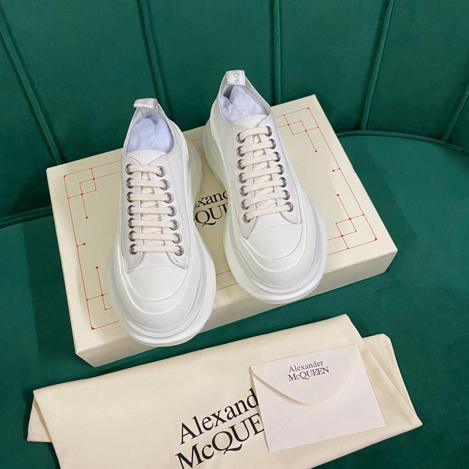 Alexander Mqueen Women's Tread Slick Lace Up In White - PerfectKickZ