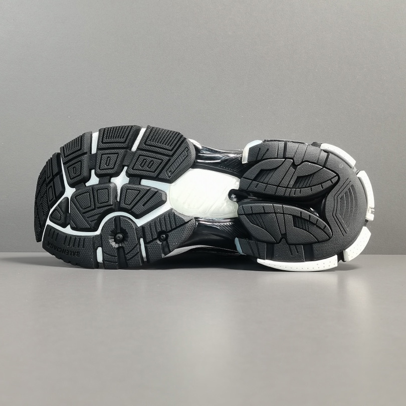 Balenciaga Runner Sneakers - PerfectKickZ