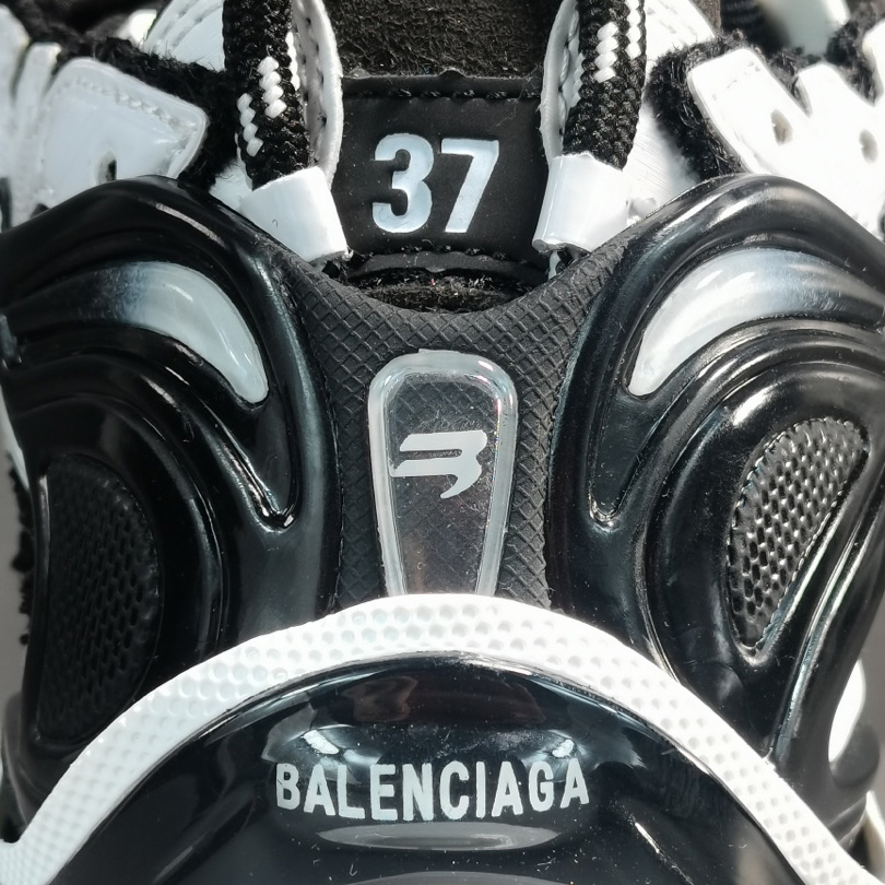 Balenciaga Runner Sneakers - PerfectKickZ