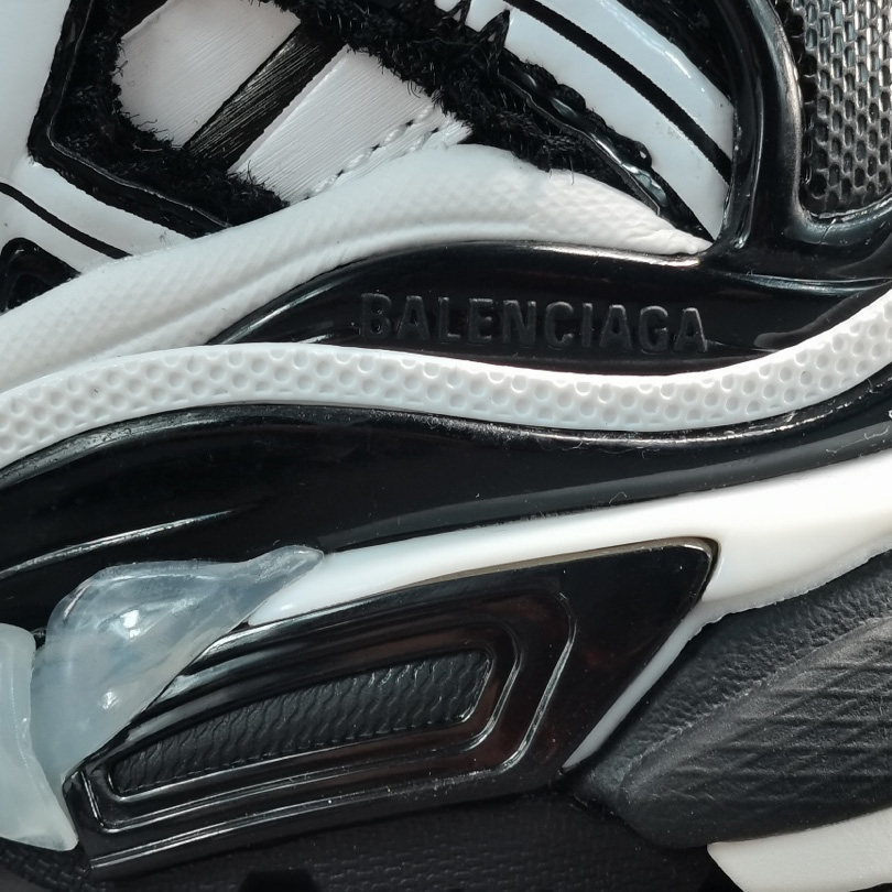 Balenciaga Runner Sneakers - PerfectKickZ