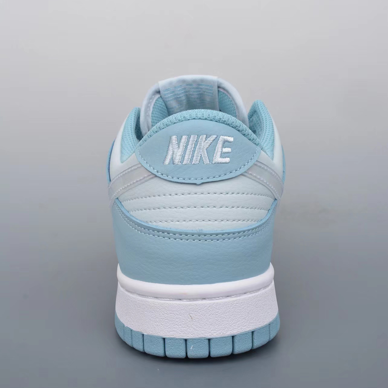 Nike SB Dunk Low  Sneaker    - PerfectKickZ