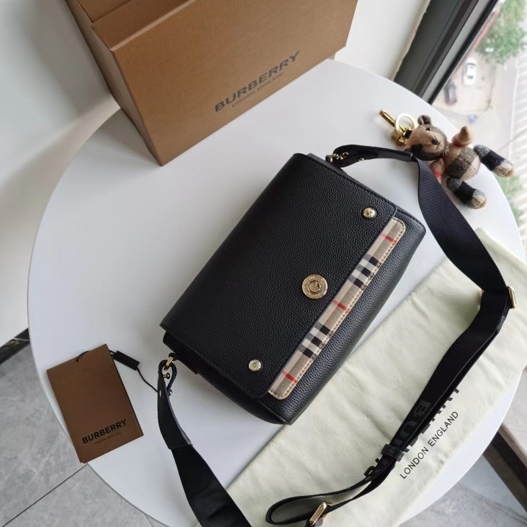 Burberry Hackberry Leather Cross -Body Bag (25-18-8.5cm) - PerfectKickZ