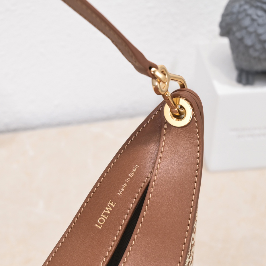 Loewe Luna Bag In Anagram Jacquard And Classic Calfskin(29.5-27-8cm) - PerfectKickZ
