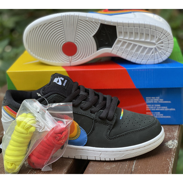 Polaroid x Nike Sb Dunk Low ''Polaroid'' Sneaker    DH7722-001 - PerfectKickZ