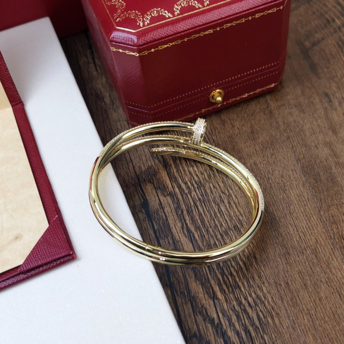 Cartier Juste Un Clou Bracelet - 