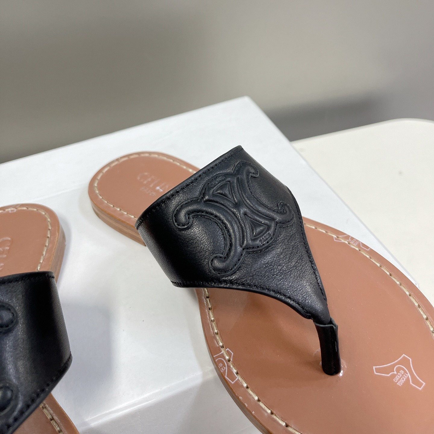 Celine Triomphe Flat Thong In Calfskin Black - PerfectKickZ