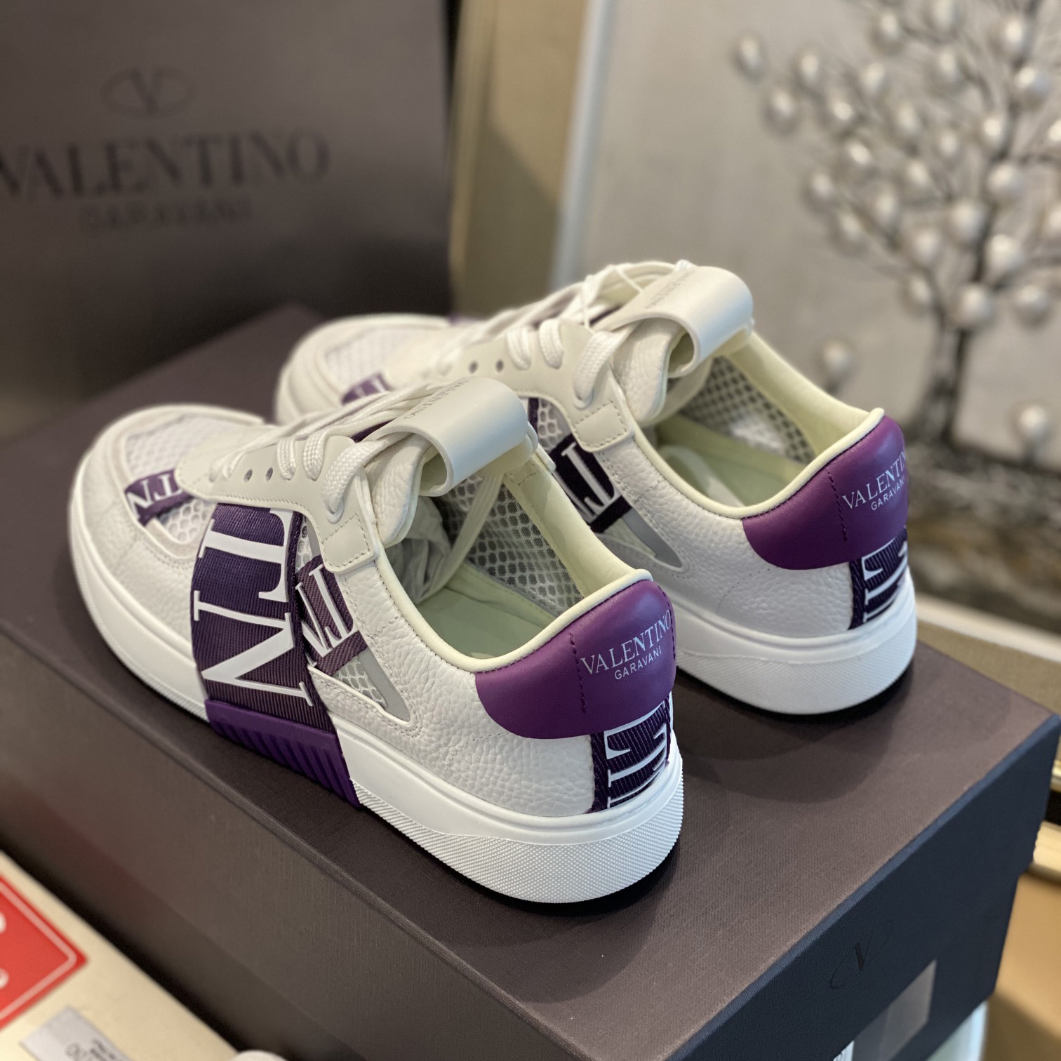 Valenti Low-Top Calfskin And Mesh VL7N Sneaker With Bands - PerfectKickZ