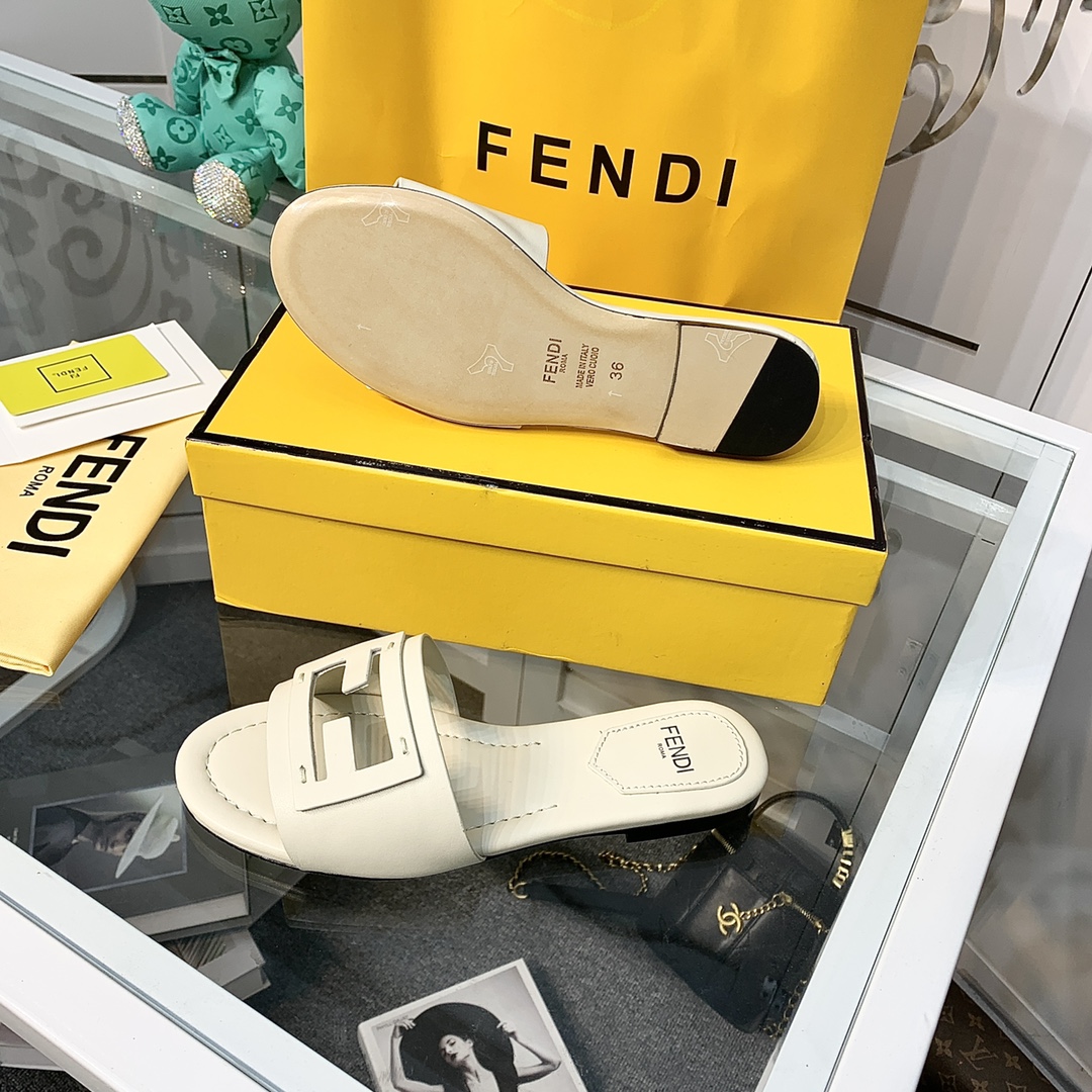 Fendi Signature Beige Leather Slides - PerfectKickZ