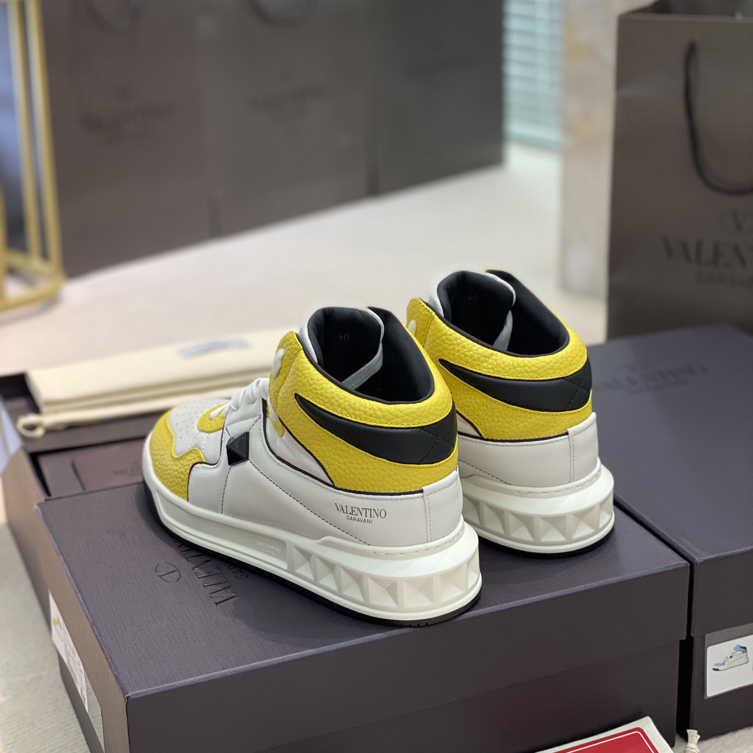 Valenti One Stud Mid-Top Nappa Sneaker - PerfectKickZ