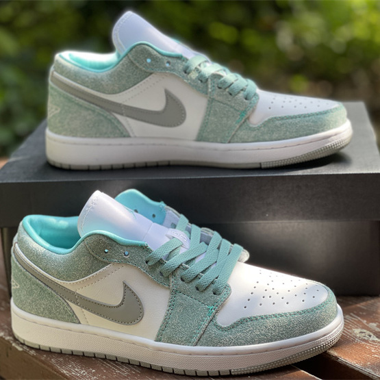Air Jordan 1 Low ''New Emerald'' Sneaker  DN3705 301 - PerfectKickZ