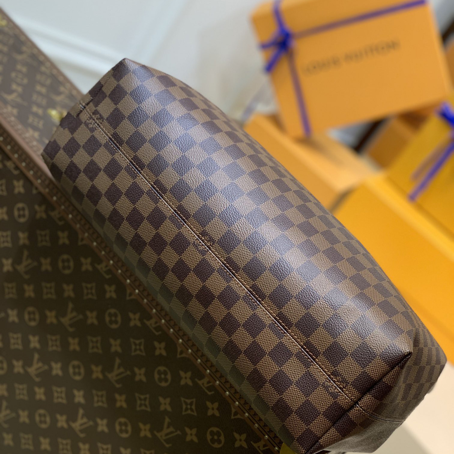 Louis Vuitton Graceful MM Hobo(41-35-14CM) - 